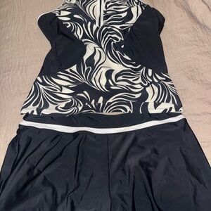 ZeroXposur Black and White Swimwear